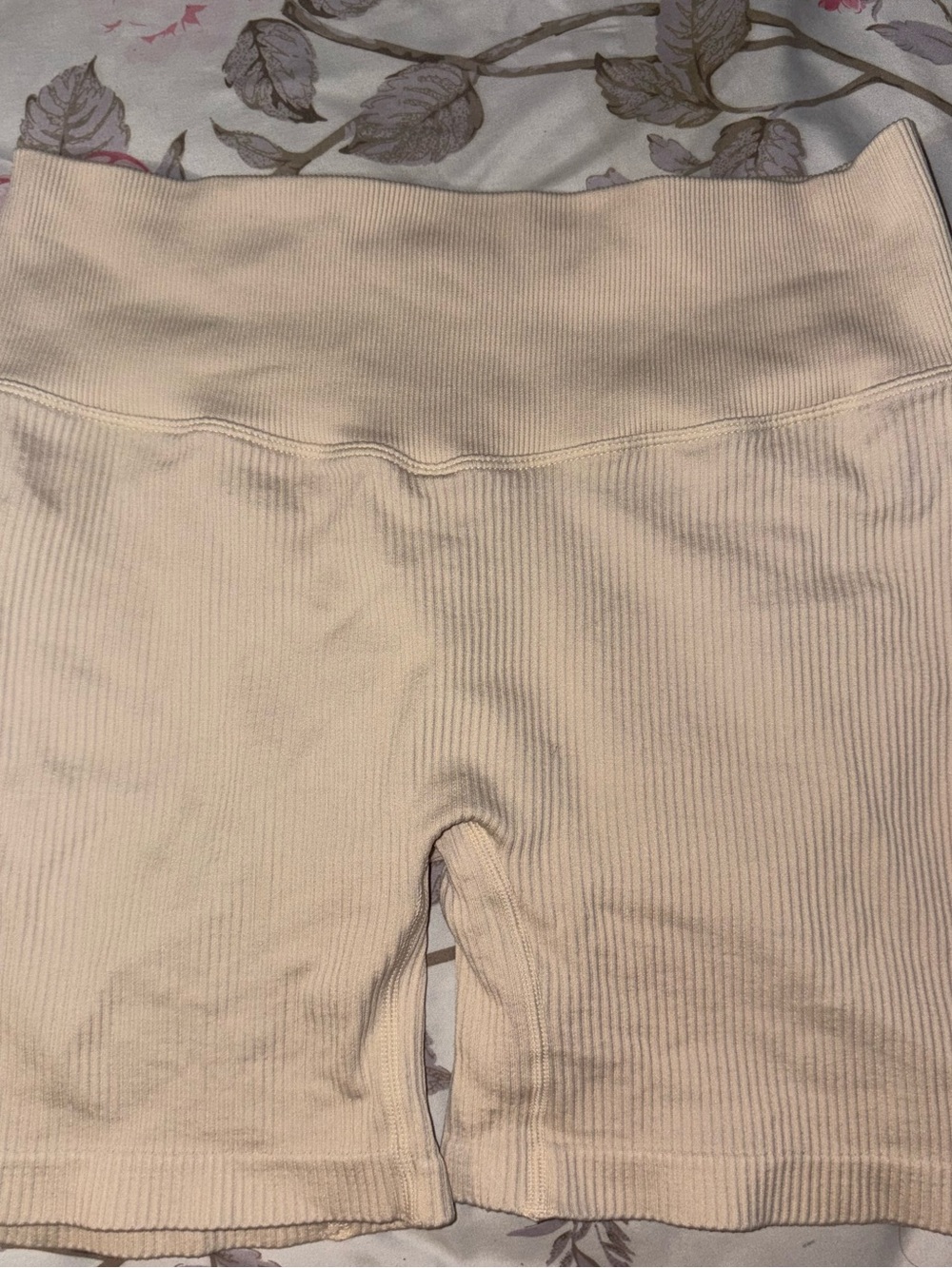 Ribbed High-Waist Bike Shorts in Light Beige